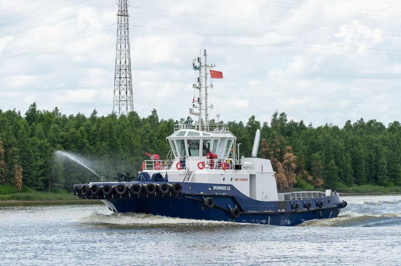 5200PS HANDYSIZE ASD TUG